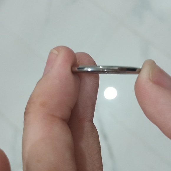 Henri Bendel Rings - Picture 5 of 6